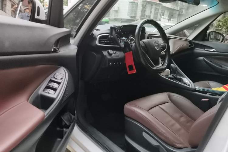 Used Buick GL6 2018 18T 6-Seater Prestige Model Driver Seat