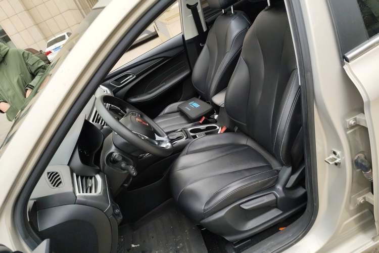 Used Roewe i5 2020 1.5L Automatic 4G Connect Luxury Flagship Edition