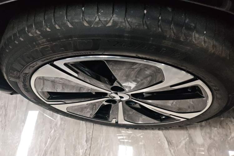 Used Nio ET5T 2025 75 kWh Touring Exterior 5