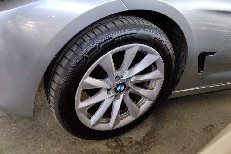 Used BMW 3 Series GT 2018 320i Sport Edition
