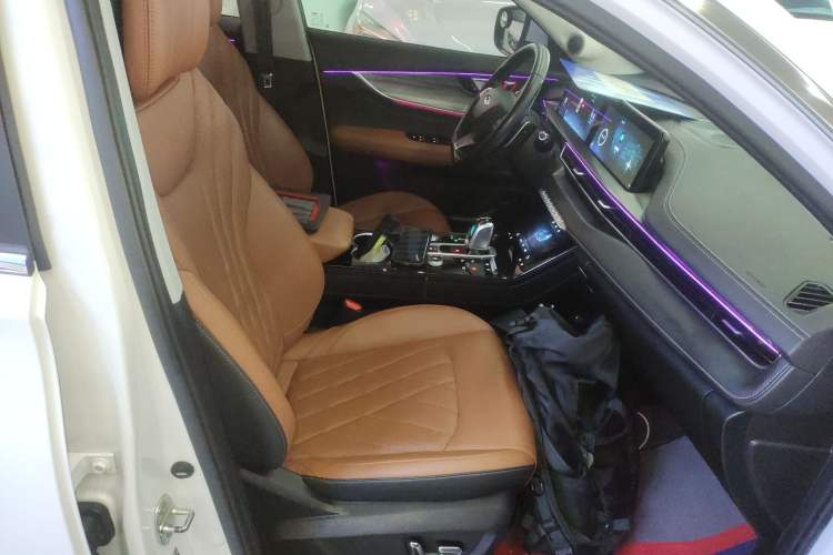 Used Chery Tiggo 8 PLUS 2022 290TGDI DCT Luxury Edition