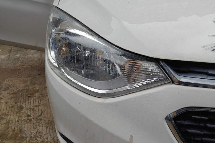 Used Chevrolet Sail 2015 Sail 3 1.5L Manual with Ideal Sunroof Edition