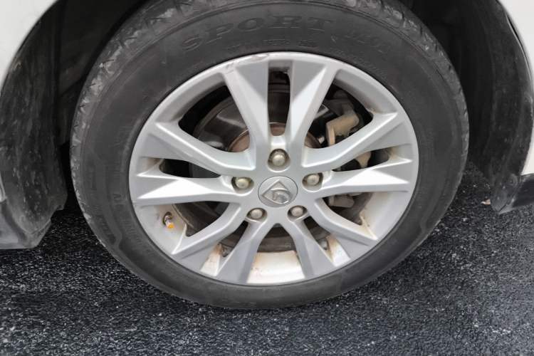 Used Baojun 730 2016 1.5L Manual Comfort Version 7 Seats China V Emission Standard