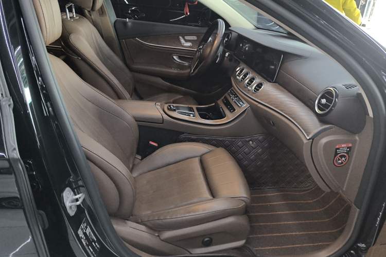 Used Mercedes-Benz E-Class 2022 E 260 L