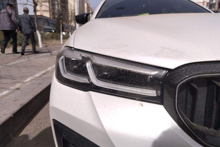 Used BMW 5 Series New Energy 2022 535Le M Sport Package Right Front Headlight