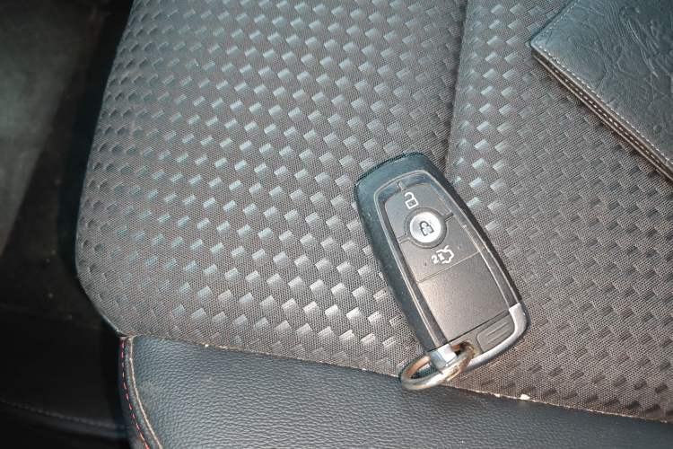 Used Ford Focus 2021 Hatchback EcoBoost 180 Automatic ST Line Vehicle Key