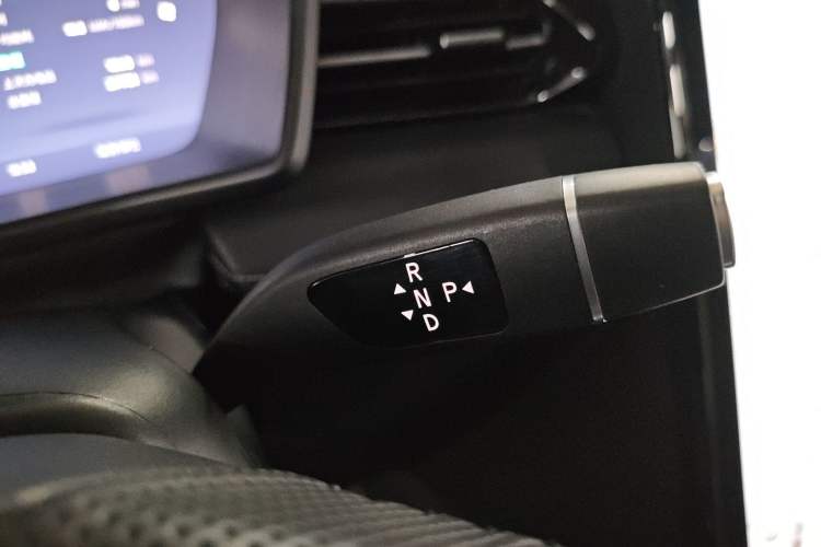 Used XPeng G3 2022 G3i 460G+ Gear Lever