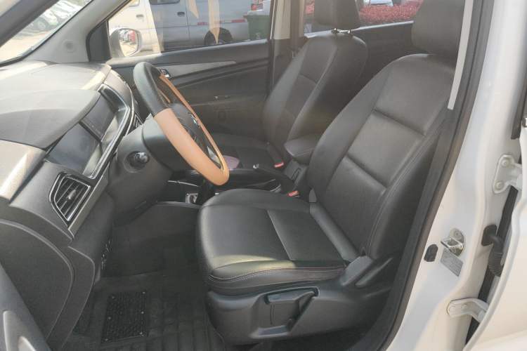 Used CHANGAN KAICHENG Oushang A600 2017 1.5L Manual Luxury Model Left Front Seat