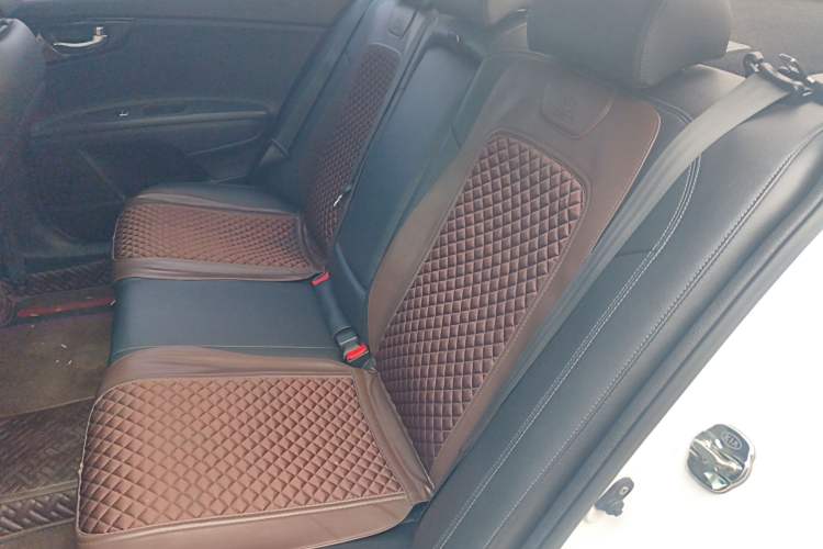 Used Kia K4 2017 1.6T Automatic T-DLX Turbo Left Rear Seat