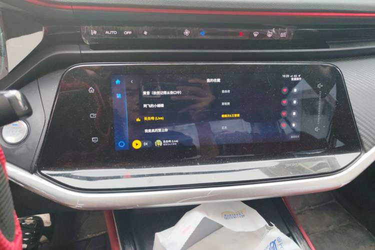 Used Dongfeng Aeolus Yixuan MAX 2021 1.5T Ultra-Stylish Trendsetter Edition
