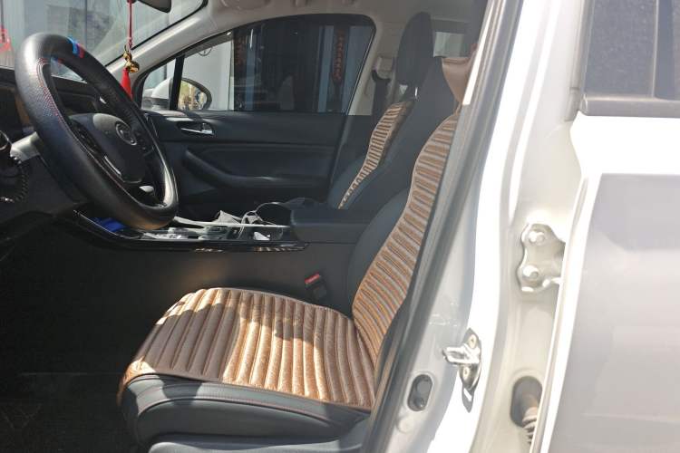 Used GAC Trumpchi GS4 2020 270T Automatic Smart Connectivity Edition Left Front Seat