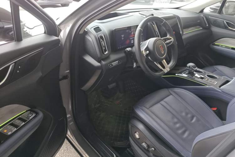 Used Hongqi HS3 2023 2.0T All-Wheel-Drive Youwei Version Driver Seat