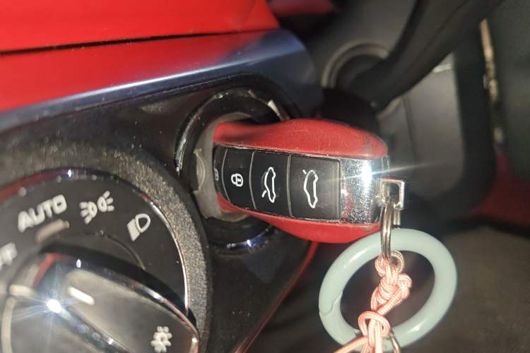 Used Porsche Boxster 2013 Boxster 2.7L Vehicle Key