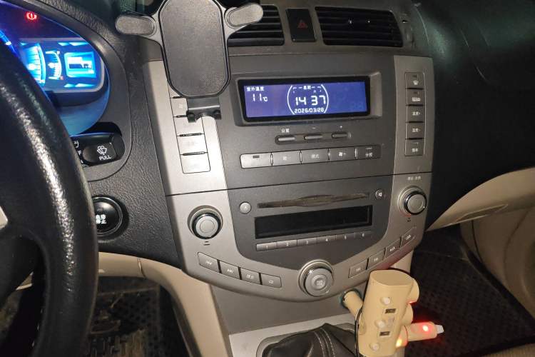 Used BYD S6 2013 Jingyue Edition 2.0L Manual Luxury Model 5 Seats