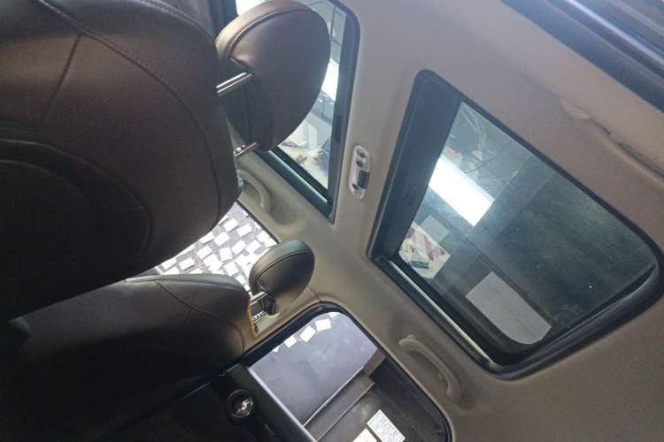 Used MINI Countryman 2018 1.5T COOPER ALL4 Classic Edition Headliner