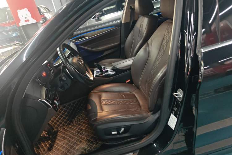 Used BMW 5 Series 2018 Facelifted 530Li Luxury Edition Premium Package