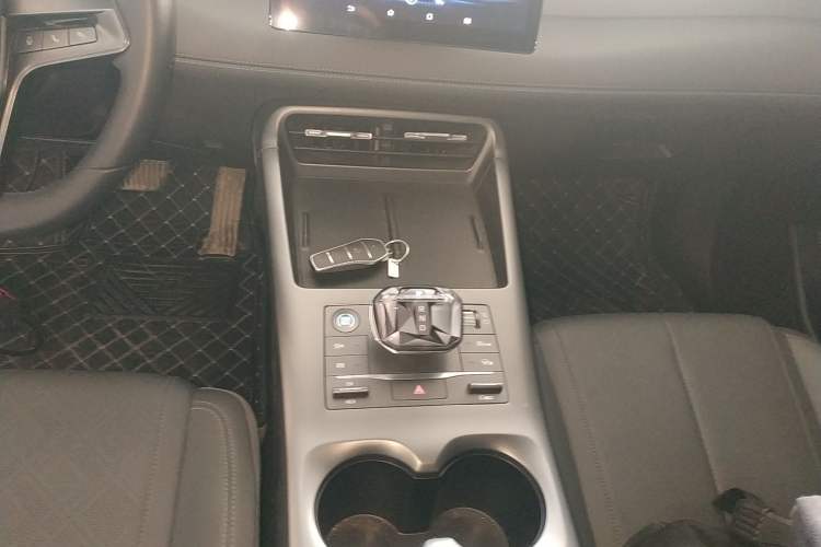 Used BYD Qin PLUS 2025 DM-i Smart Drive 55KM Leading Model