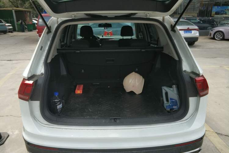 Used Volkswagen Tiguan L 2023 330TSI Automatic Two-Wheel Drive Comfort Edition
