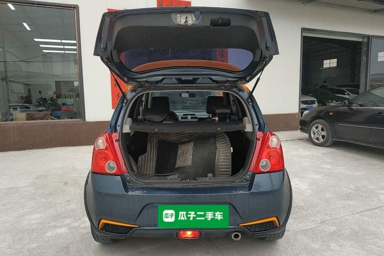 Used Suzuki Swift 2016 1.5L Automatic Fashionable Coolplay Edition
