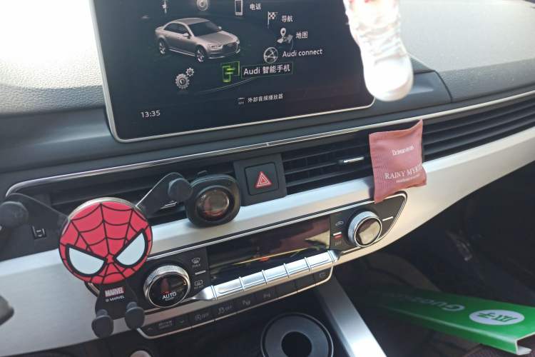 Used Audi A4L 2019 40 TFSI Fashion Edition China VI Emission Standard