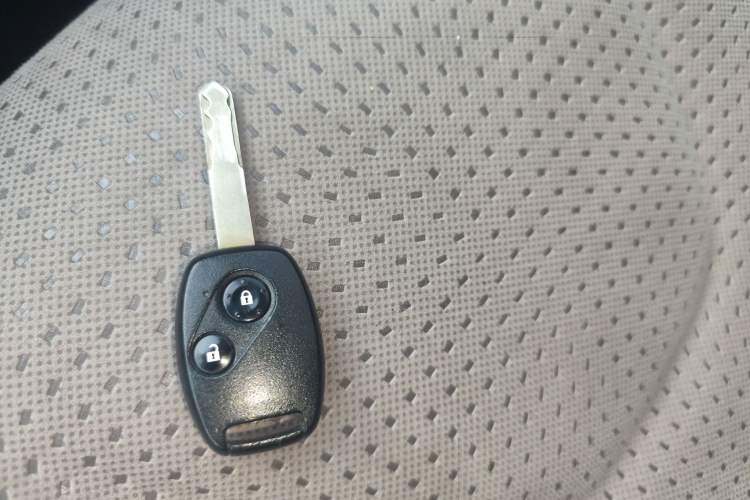 Used Honda Fit 2011 1.3L automatic comfort version
