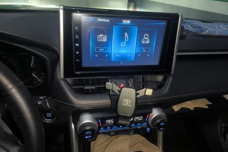 Used Toyota RAV4 2020 2.0L CVT 4x4 Trend Edition