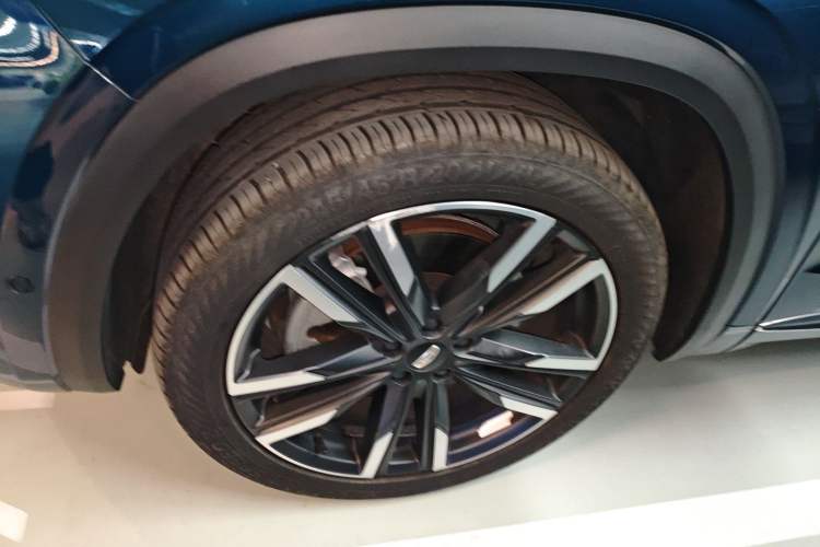 Used Geely Auto Monjaro L 2021 2.0TD High-Power Automatic All-Wheel-Drive Flagship Version
