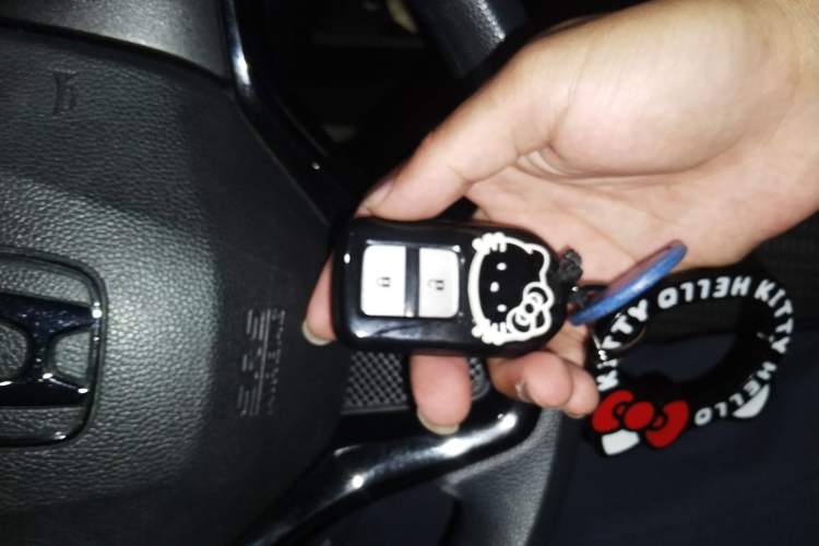 Used Honda Vezel 2017 1.8L CVT Front-Wheel Drive Pioneer Edition Vehicle Key