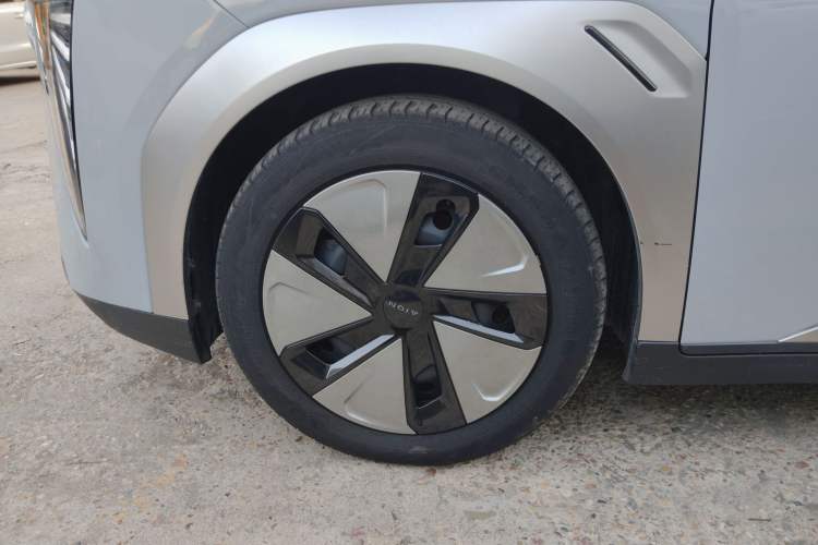 Used AION Y 2023 Plus 510 Enjoy Edition
