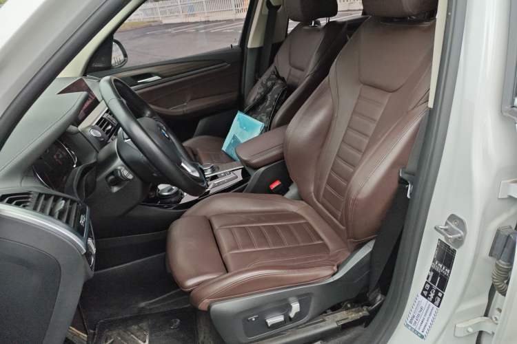 Used BMW X3 2018 xDrive28i Luxury Package China VI Emission Standard Left Front Seat