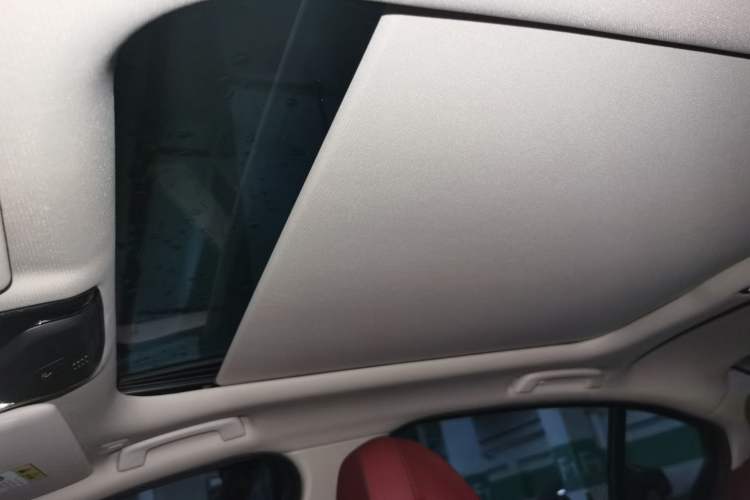 Used BMW i3 2022 eDrive 35 L Headliner