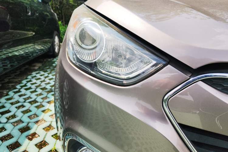 Used Hyundai ix35 2012 2.0L Automatic Two-Wheel Drive New Edition GL
