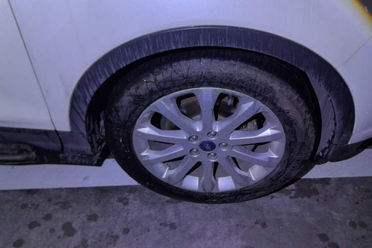 Used Ford Kuga 2015 1.5L GTDi Two-Wheel-Drive Comfort Model