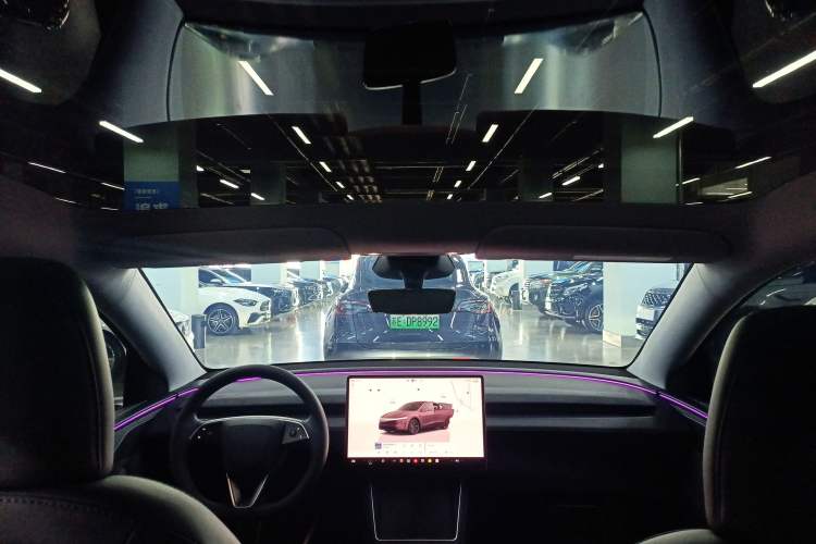 Used Tesla Model Y 2025 Long-Range All-Wheel Drive First Edition