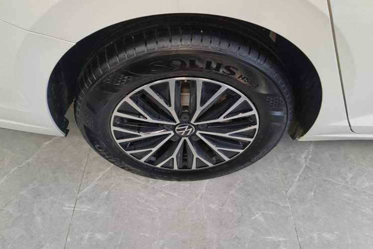 Used Volkswagen Sagitar 2025 Facelift 200TSI DSG Flyover Edition