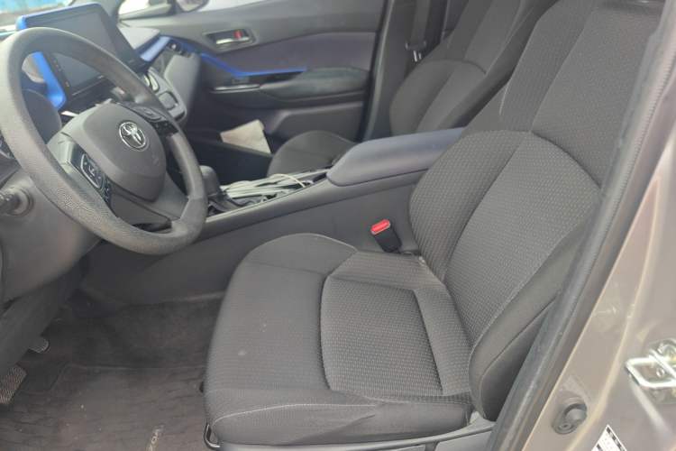 Used Toyota IZOA 2020 2.0L Enjoy Edition Left Front Seat