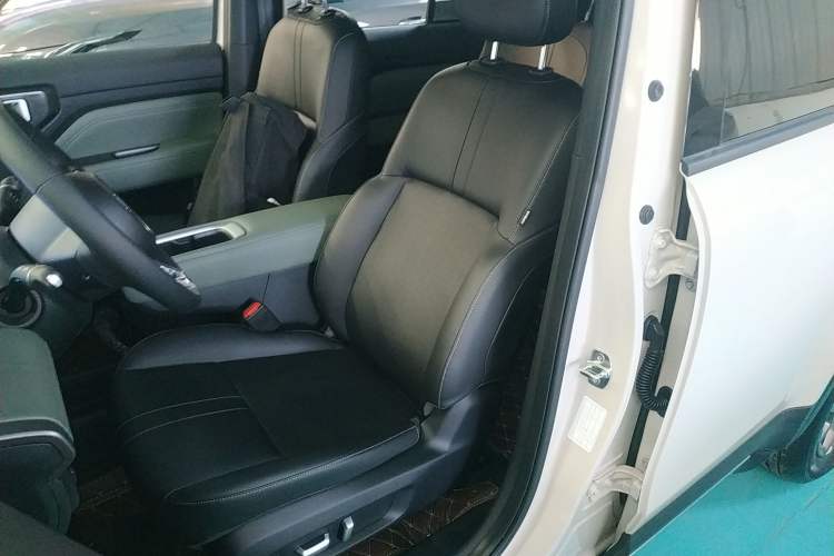 Used Baojun Spark EUV 2026 Model 401km Flagship Edition
