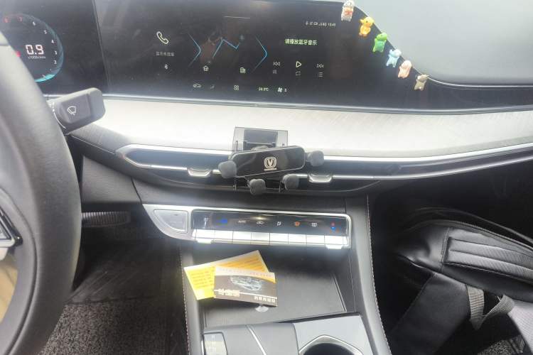 Used CHANGAN Eado 2022 PLUS Blue Whale NE 1.4T GDI DCT Prestige Edition Audio And AC Panel