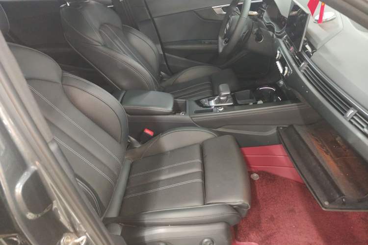 Used Audi A4L 2024 40 TFSI Luxury Dynamic Edition