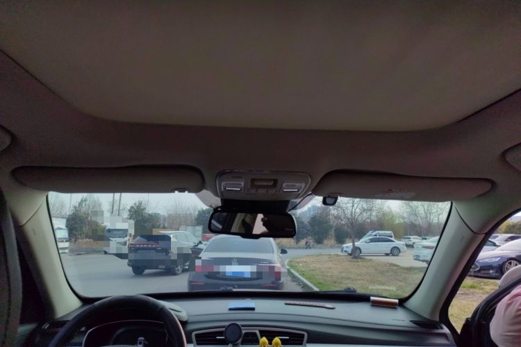 Used Geely Auto Emgrand X7 Sport 2016 1.8TD Automatic ZhiZun Version
