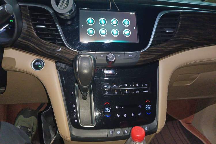 Used Buick GL8 2017 ES 28T Flagship Model China V Standard