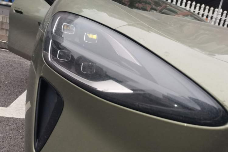 Used Xiaomi Auto SU7 2024 Rear-Drive Ultra-Long Range Advanced Pro-Level Intelligent Driving Version
