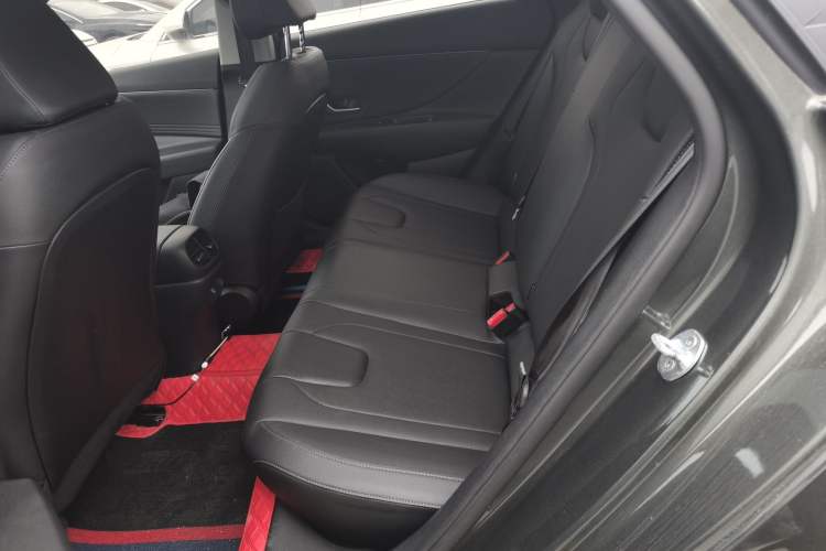 Used Hyundai Elantra 2023 1.5L CVT GLX Elite Edition
