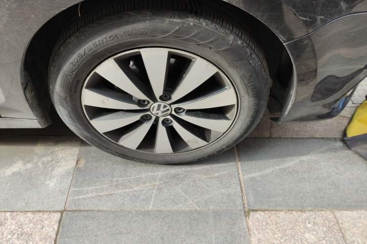 Used Volkswagen Sagitar 2018 180TSI DSG Prestige Edition
