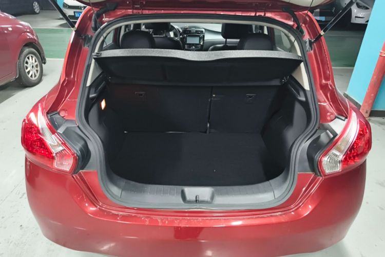 Used Nissan Tiida 2014 1.6L CVT Smart Model