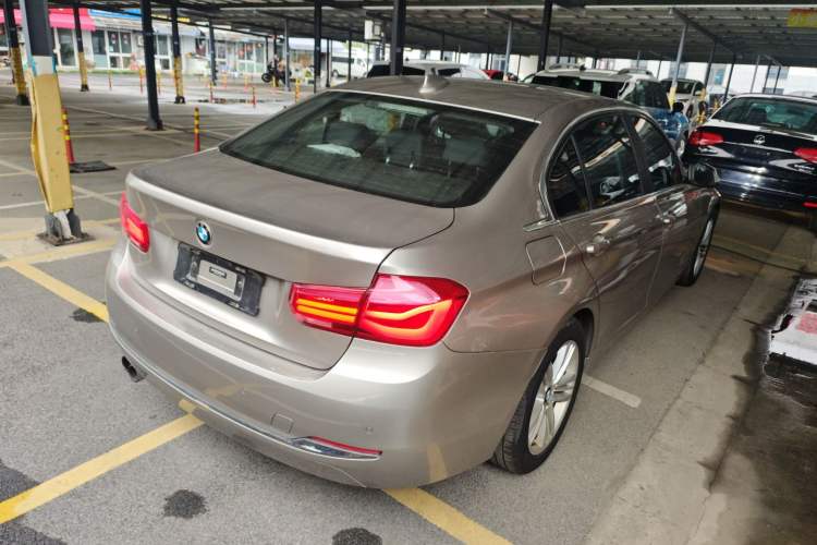 Used BMW 3 Series 2017 320Li Fashion Model Rear Right 45 Deg