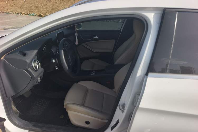 Used Mercedes-Benz GLA 2016 GLA 200 Fashion Model