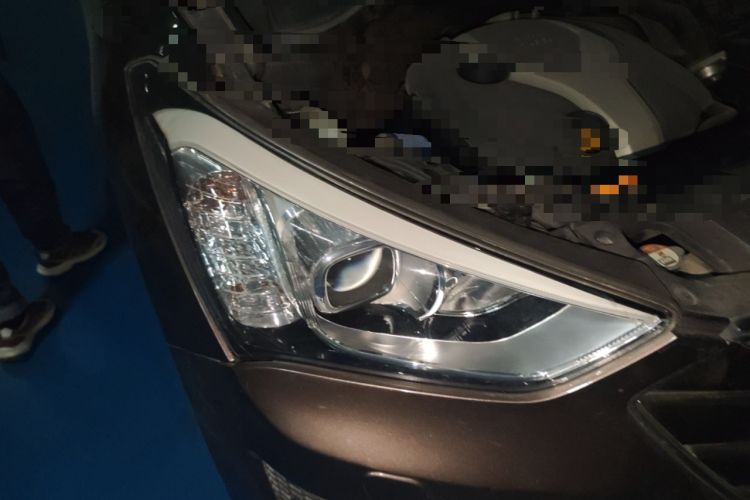 Used Hyundai Santa Fe 2013 2.0T Automatic All-Wheel Drive Top Trim
