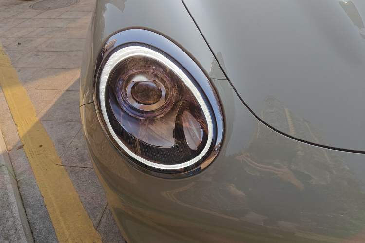 Used ORA Good Cat 2022 400km Standard Range Premium Version Lithium Iron Phosphate Right Front Headlight