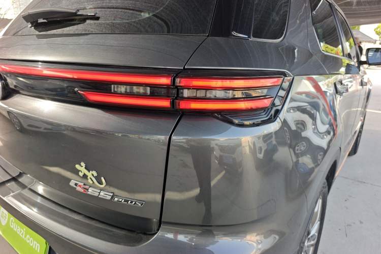 Used CHANGAN CS55PLUS 2022 Blue Whale Edition 1.5T DCT Luxury Model Right Rear Taillight